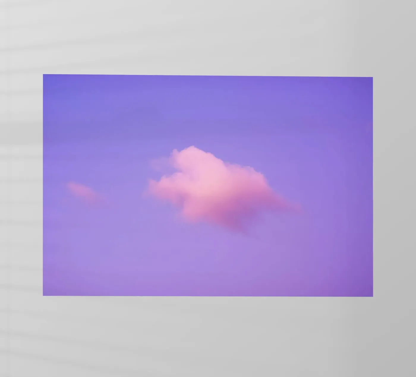 Nuvola #9 pellicola backlit da Tal Paz-Fridman