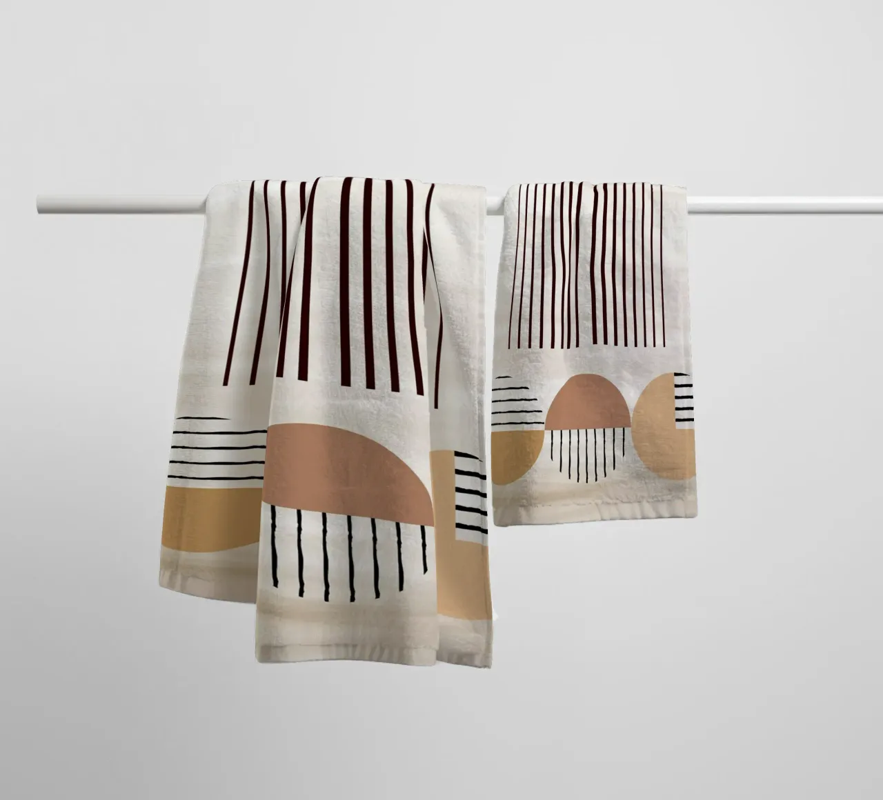 window line circle in brown asciugamano da bagno da Creaton