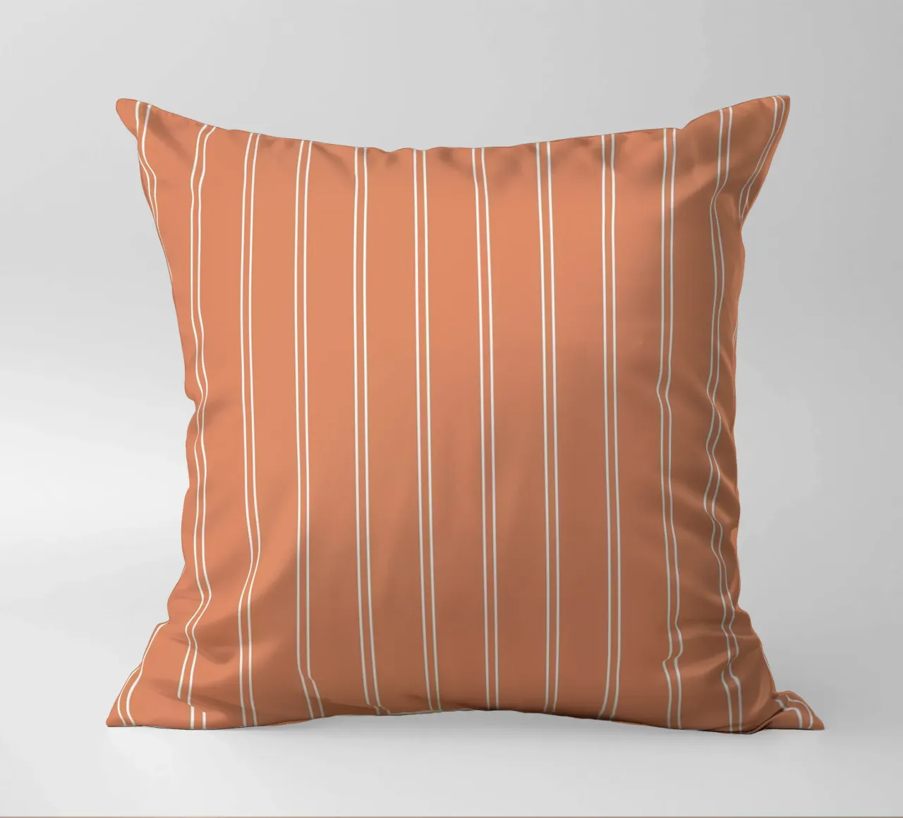 Doppie strisce minimaliste di base, bianco su arancione terracotta cuscino da Beauty in Simplicity