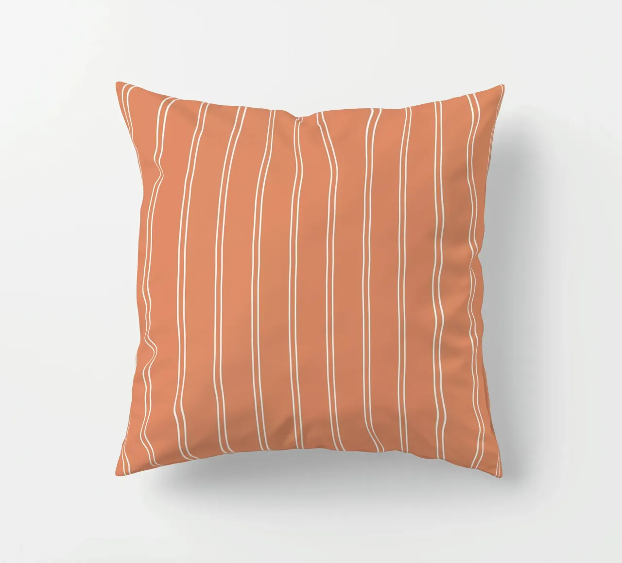 Doppie strisce minimaliste di base, bianco su arancione terracotta cuscino da Beauty in Simplicity