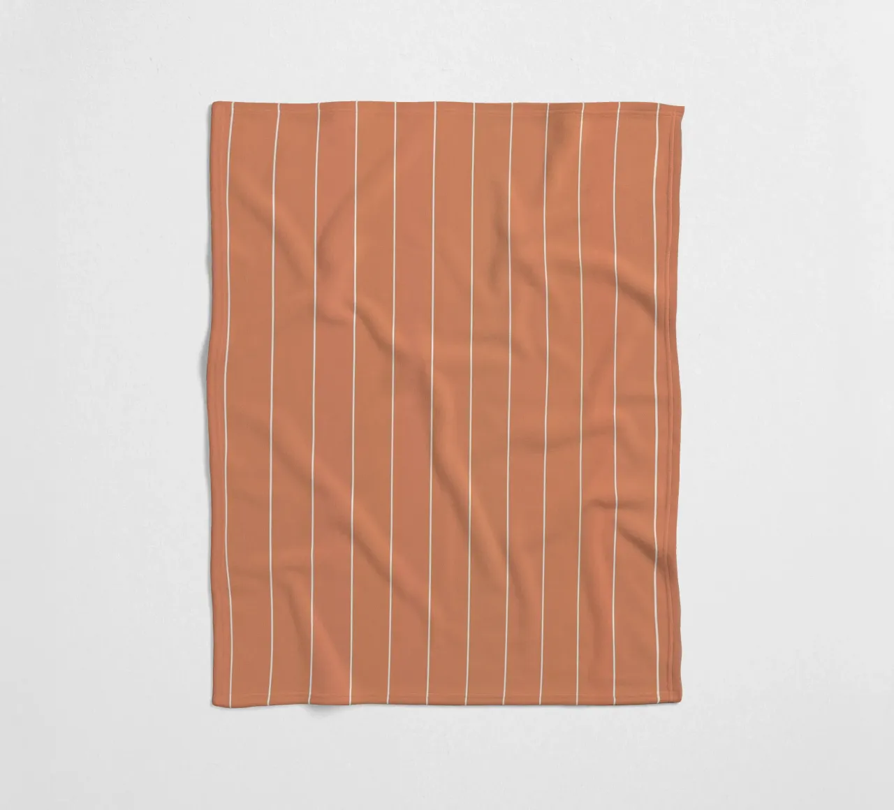 Minimal Basic Classic Stripes | Bianco su Terracotta Arancione coperta in pile da Beauty in Simplicity