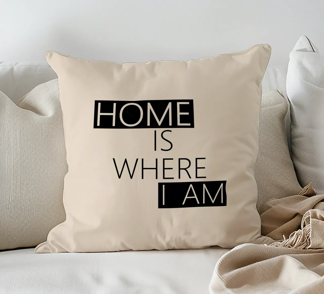 Home is where I am Typography cuscino da TijanaArtStudio88