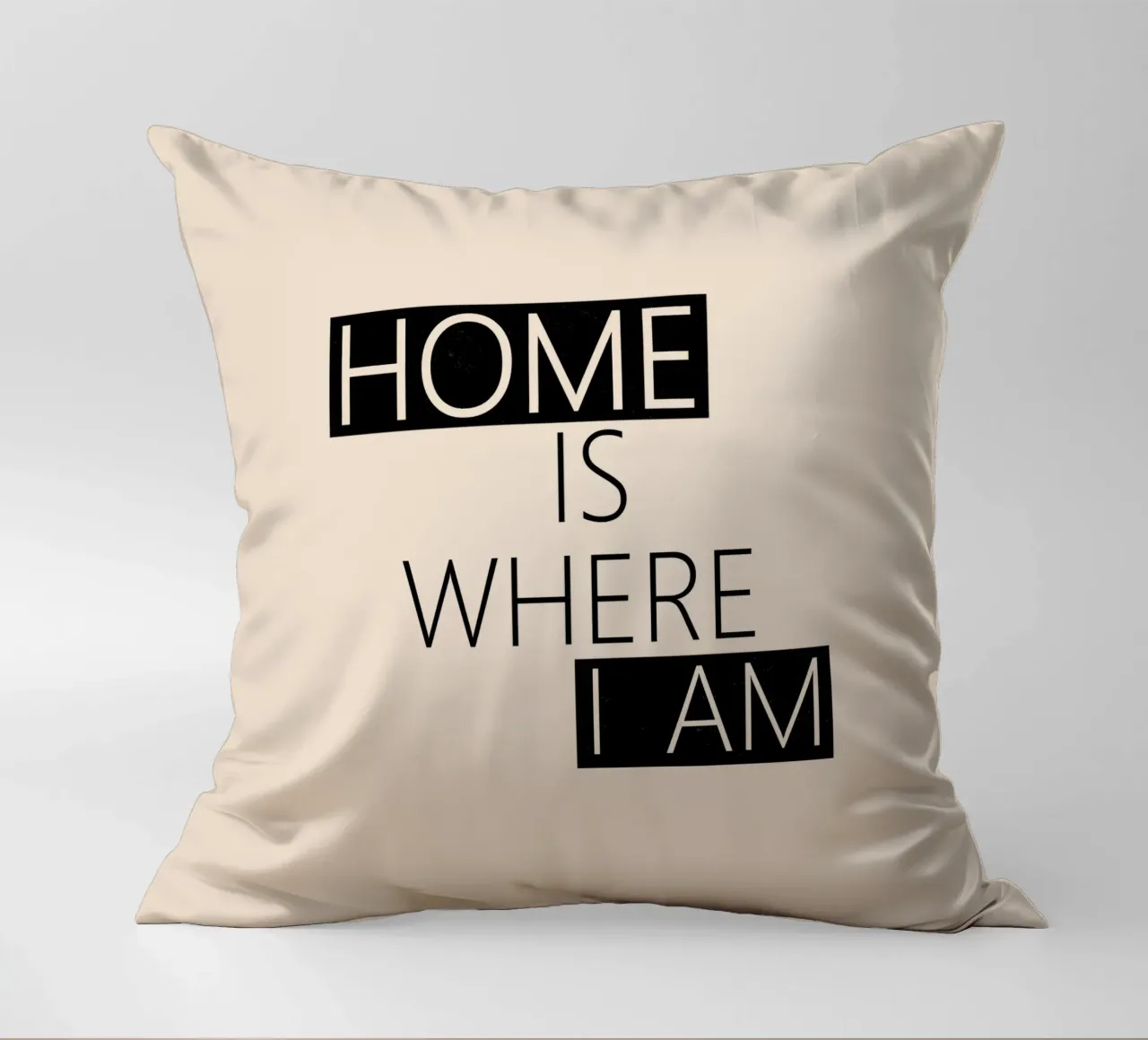 Home is where I am Typography cuscino da TijanaArtStudio88