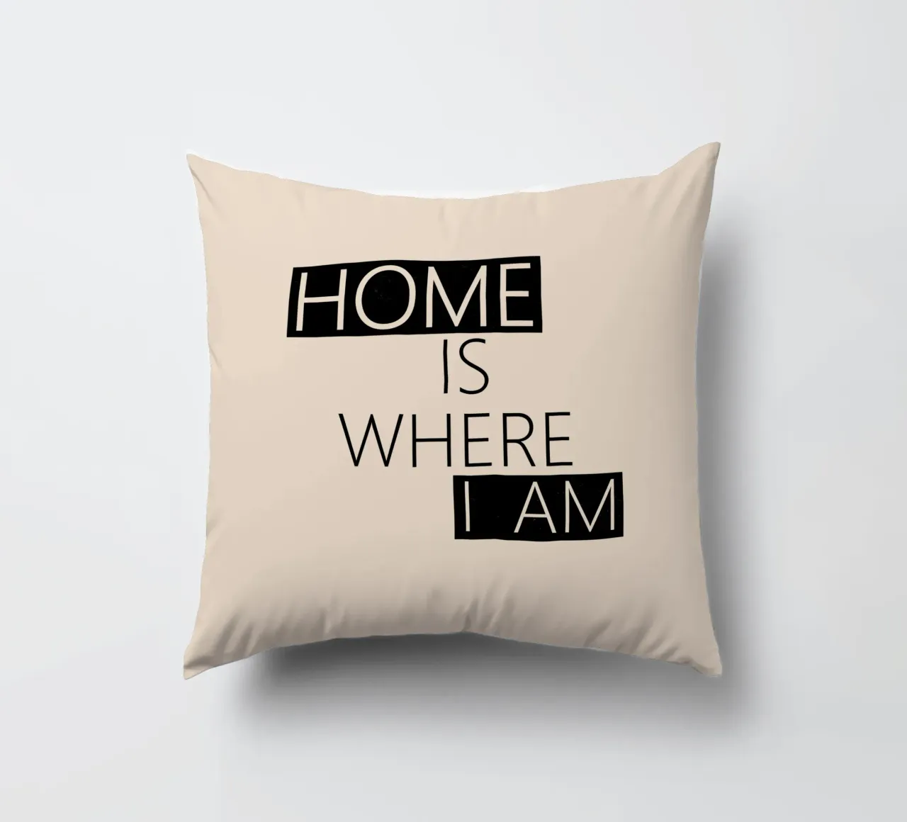 Home is where I am Typography cuscino da TijanaArtStudio88