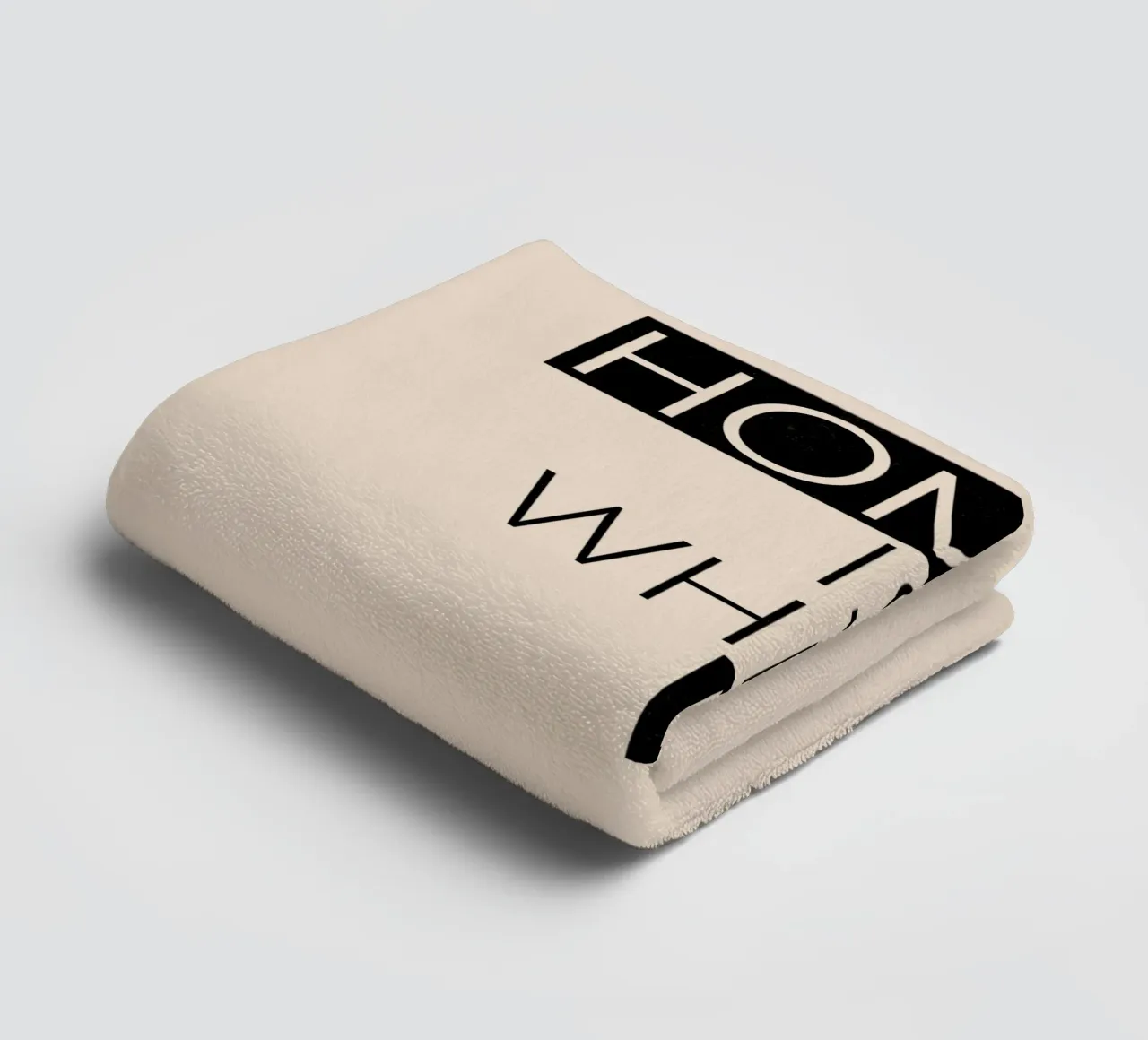 Home is where I am Typography asciugamano da bagno da TijanaArtStudio88