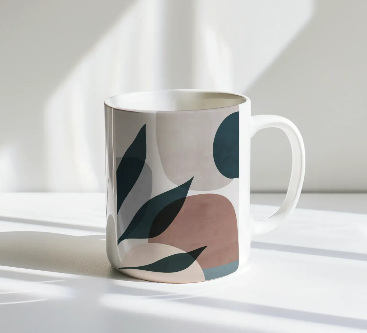 Forme morbide minimali V tazza in ceramica da ThingDesign