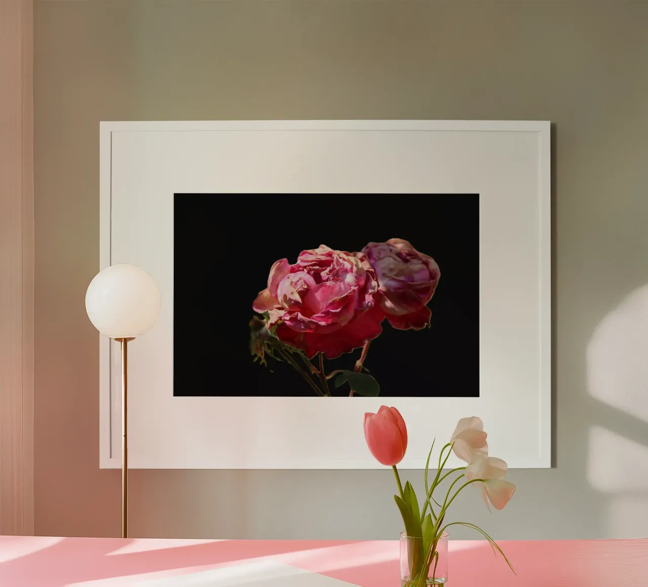 Rose rosa poster con telaio in legno da Alexandra Joseph Fotomomente