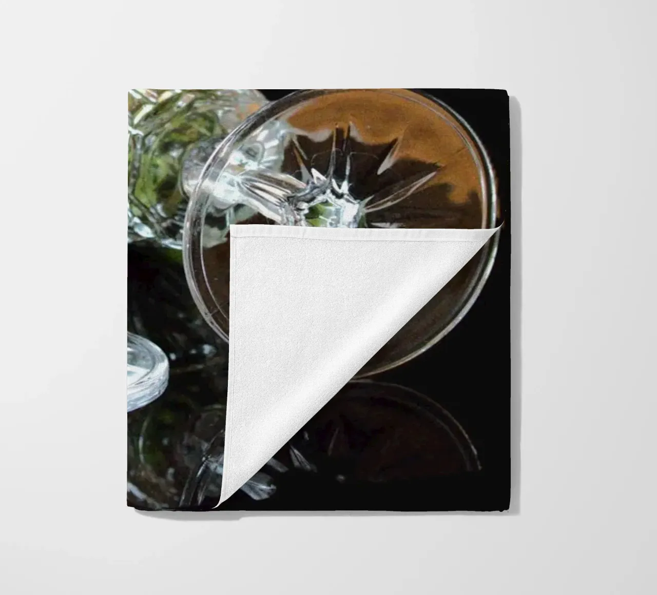 Still life 1 beach towel by Alexandra Joseph Fotomomente