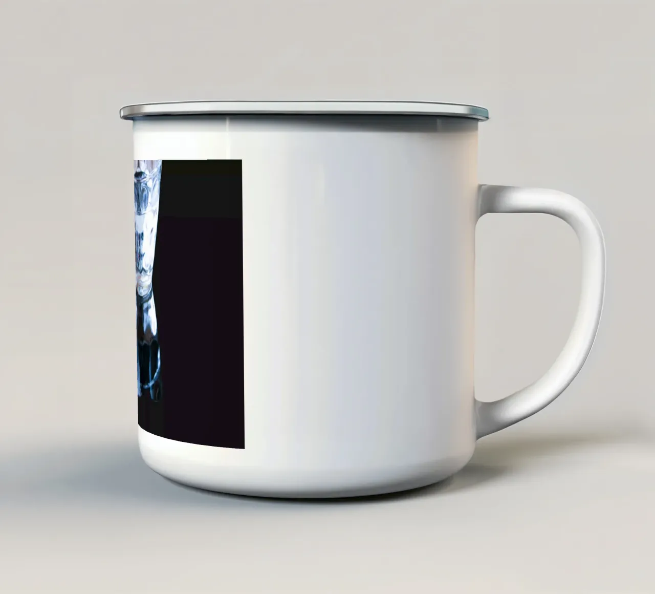 Il bicchiere d'acqua tazza in smalto da Alexandra Joseph Fotomomente