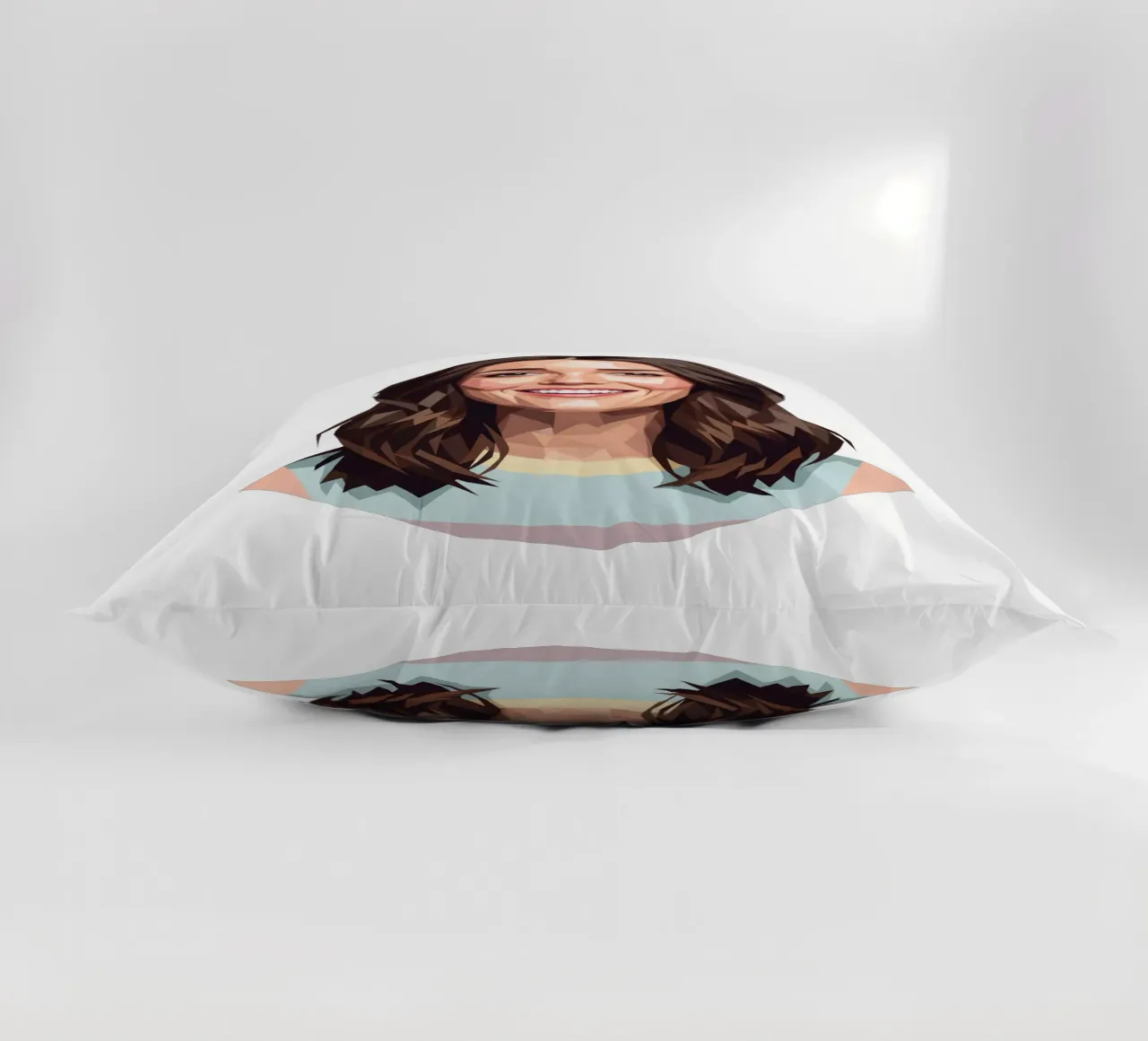 Mandy Moore Lowpoly cuscino da Low Profile