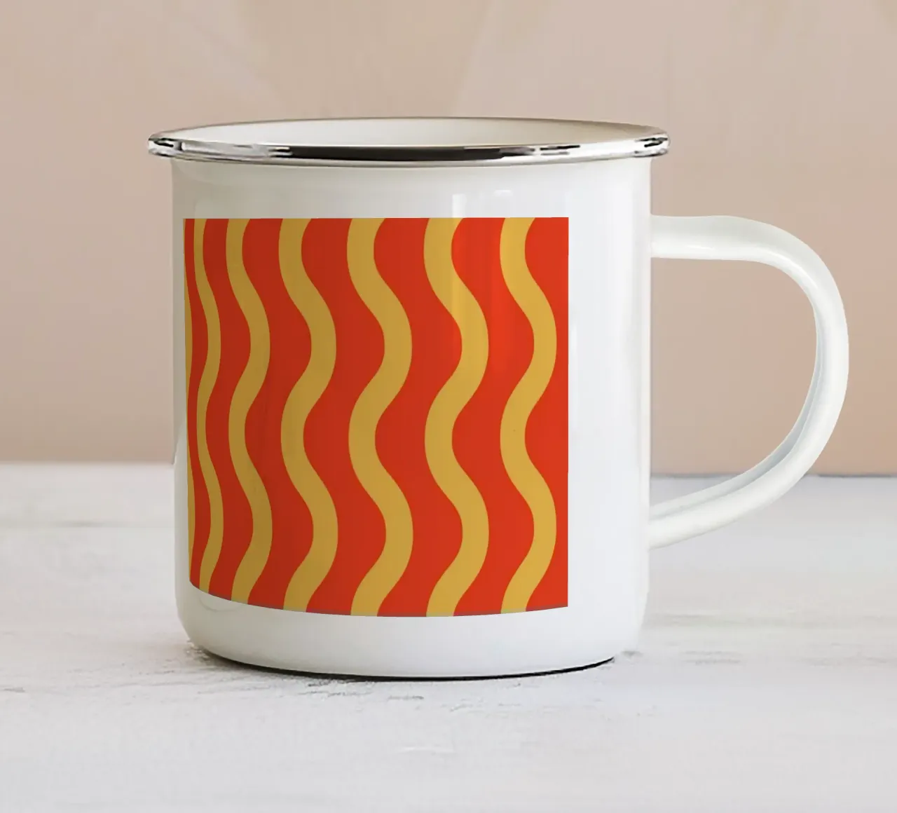 Linea Noodle Giallo tazza in smalto da galihstudio