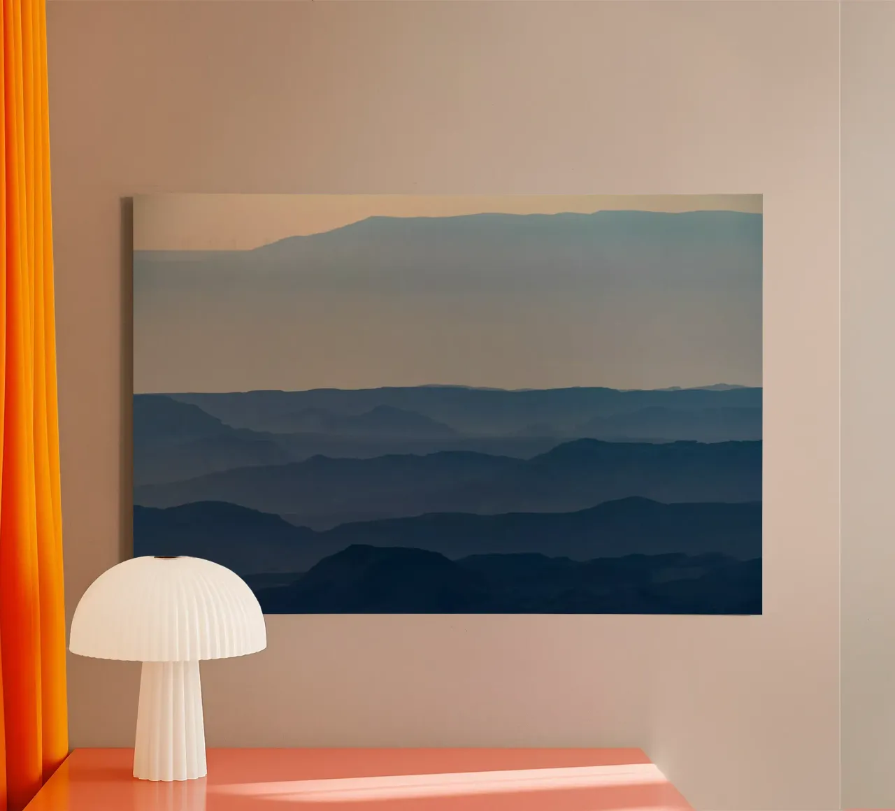 Alba sul cratere Ramon #6 tela con Cornice a cassetta da Tal Paz-Fridman