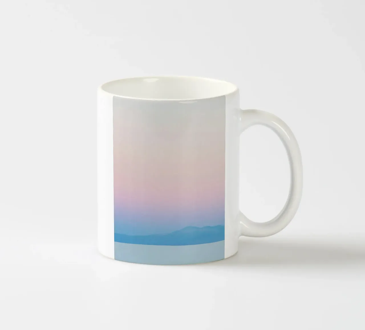 gradient sky and mountain tazza in ceramica da comura