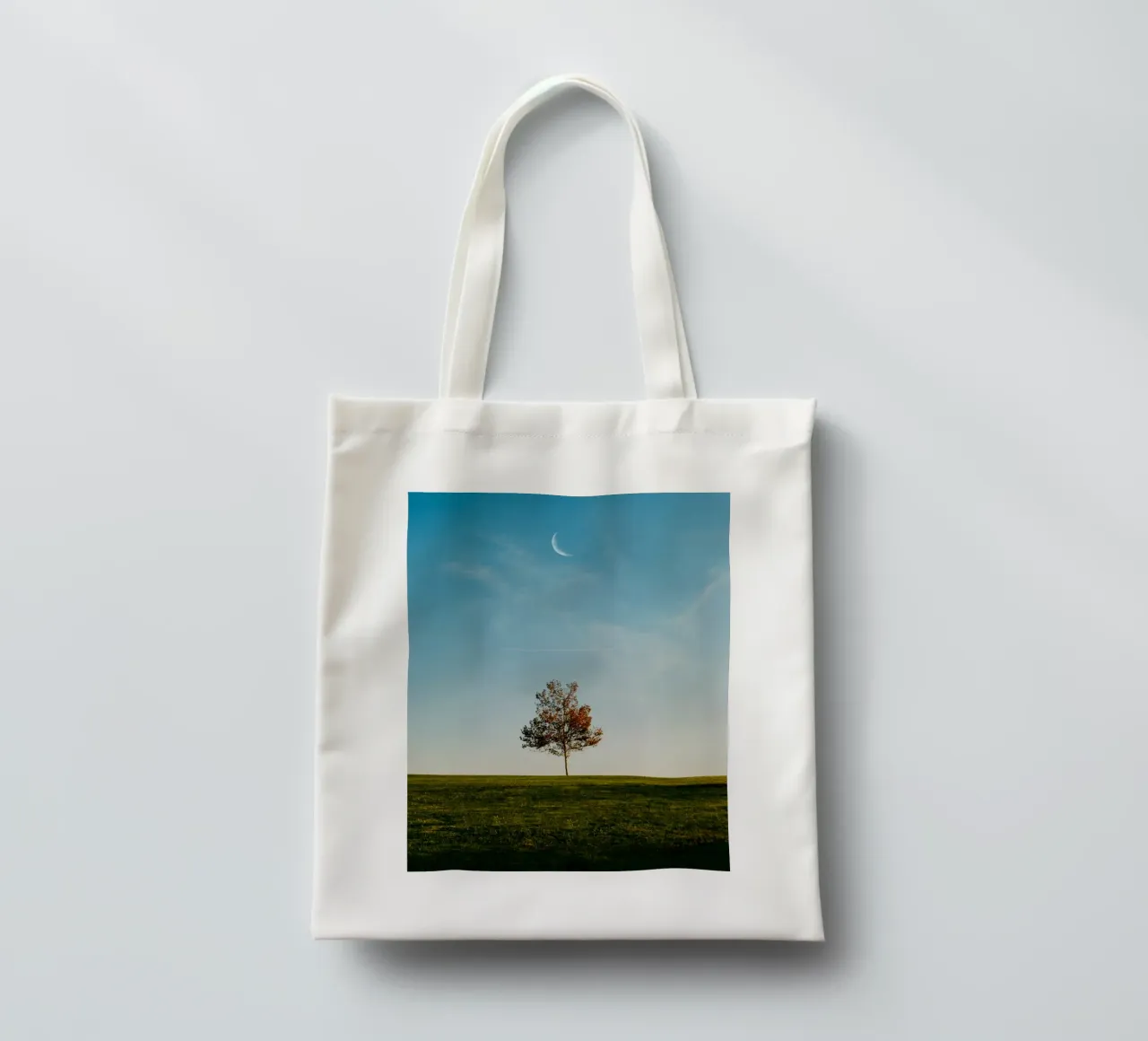 alone tree and the moon borsa in juta da comura