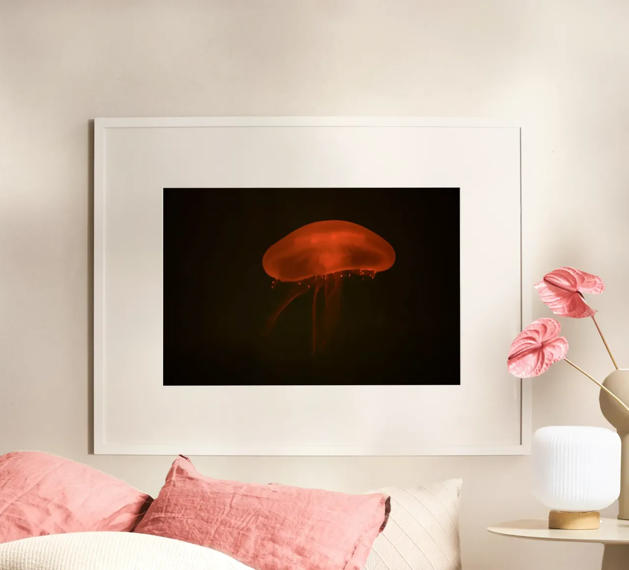 All'acquario #8 poster con telaio in plastica da Tal Paz-Fridman