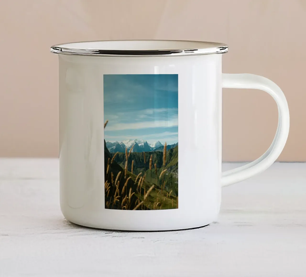 Alpine Heights – Bernese Alps tazza in smalto da FujiSwiss