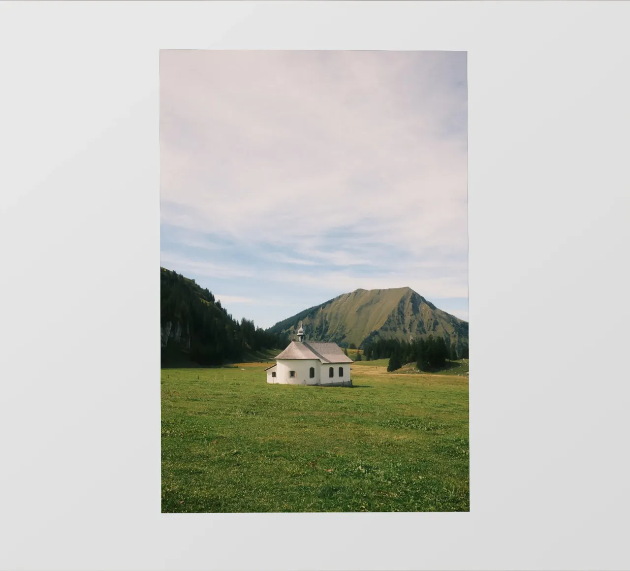 Chapel in the Alps pellicola backlit da FujiSwiss