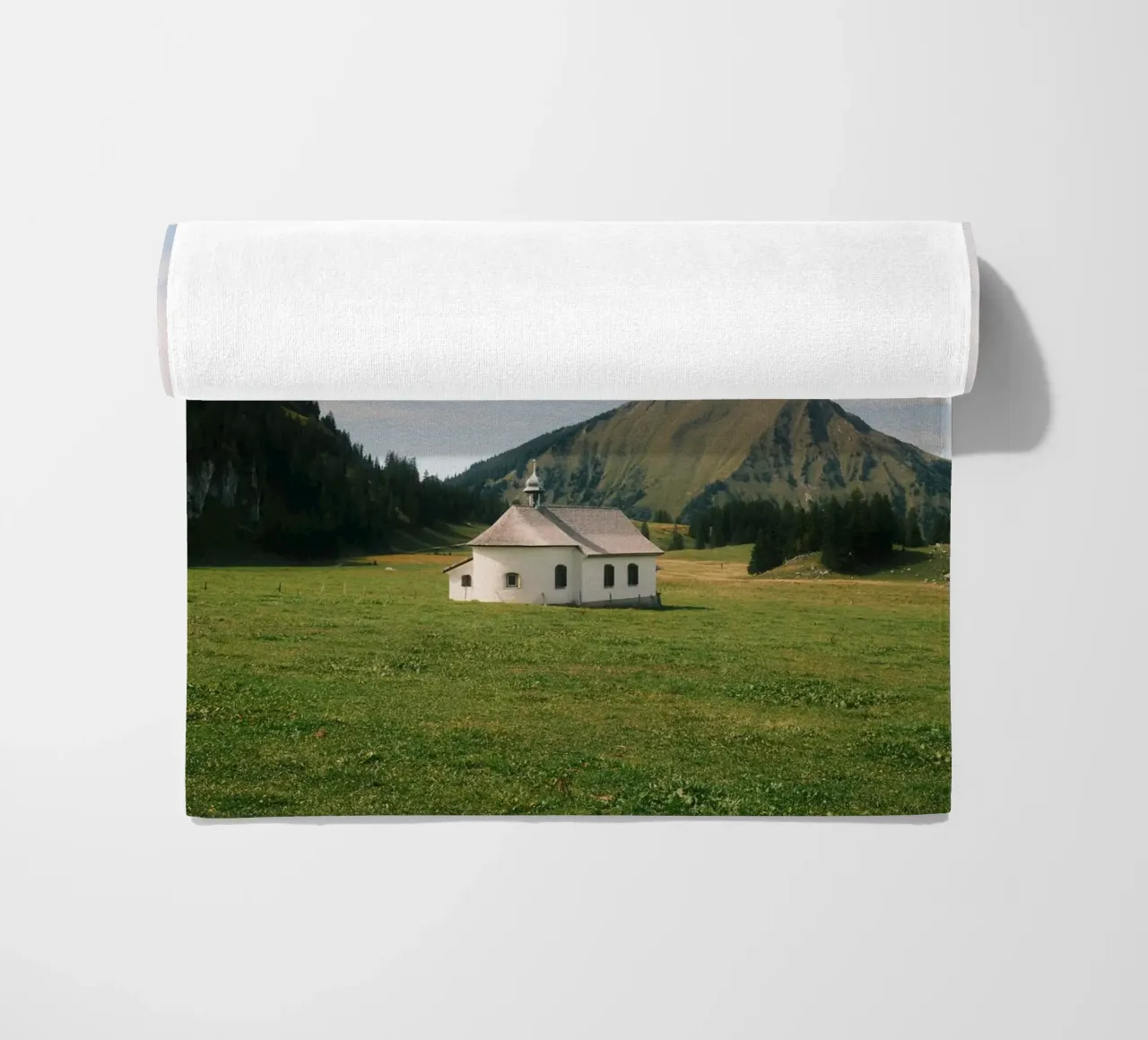 Chapel in the Alps telo mare da FujiSwiss