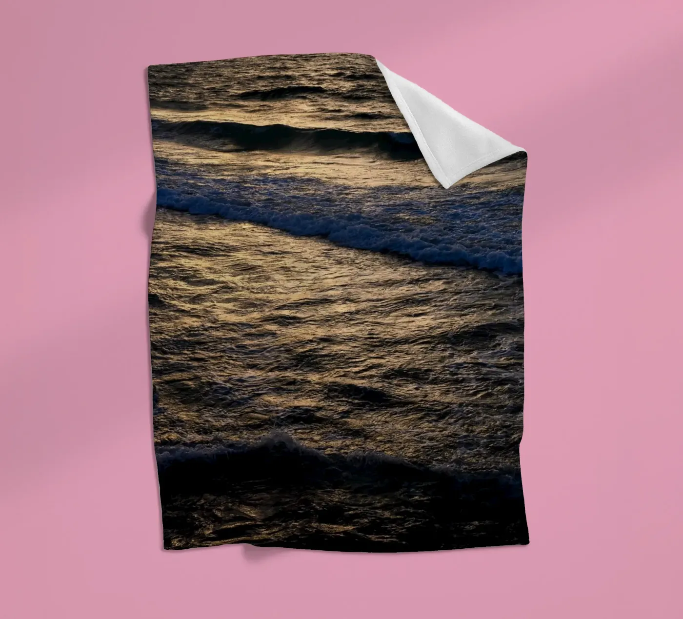 Mare #41 coperta in pile da Tal Paz-Fridman