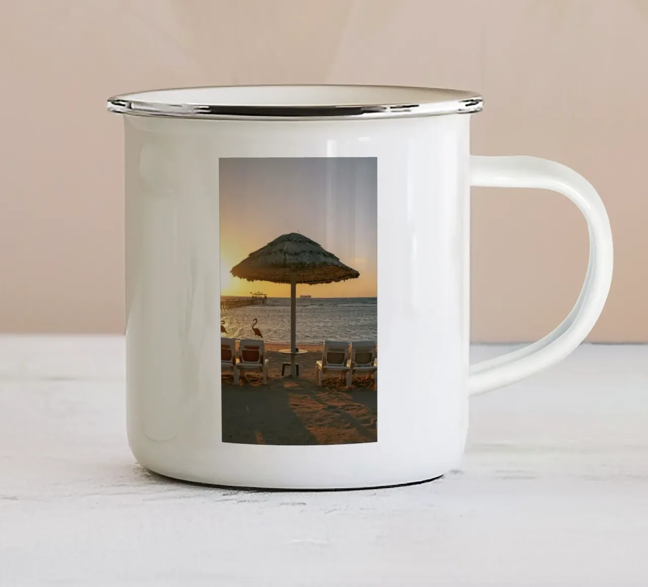 nature umbrella on beach tazza in smalto da Grant