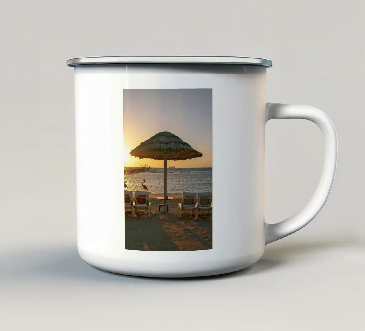 nature umbrella on beach tazza in smalto da Grant