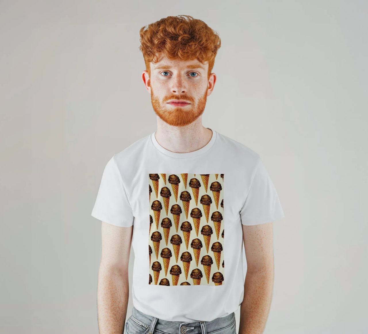 Chocolate Scoop Pattern t-shirt da Kelly Gilleran