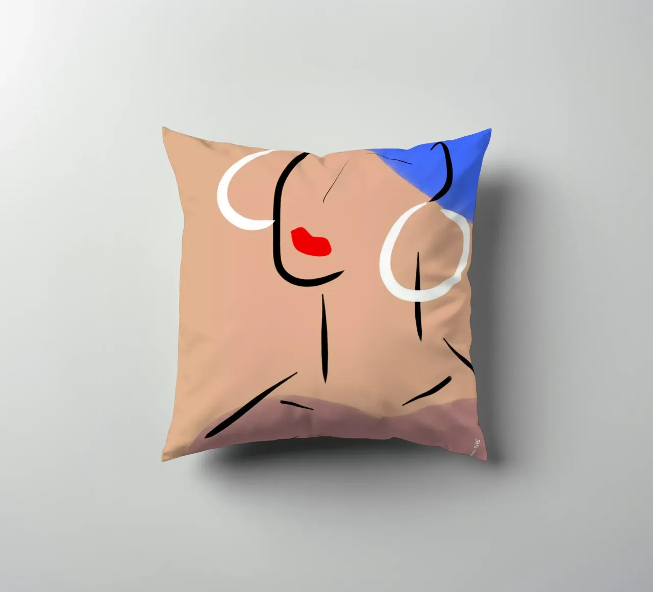 Alice cuscino da Mike Leymi