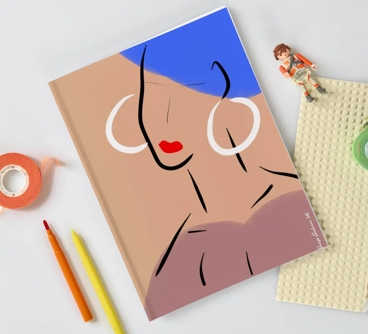 Alice notebook by Mike Leymi