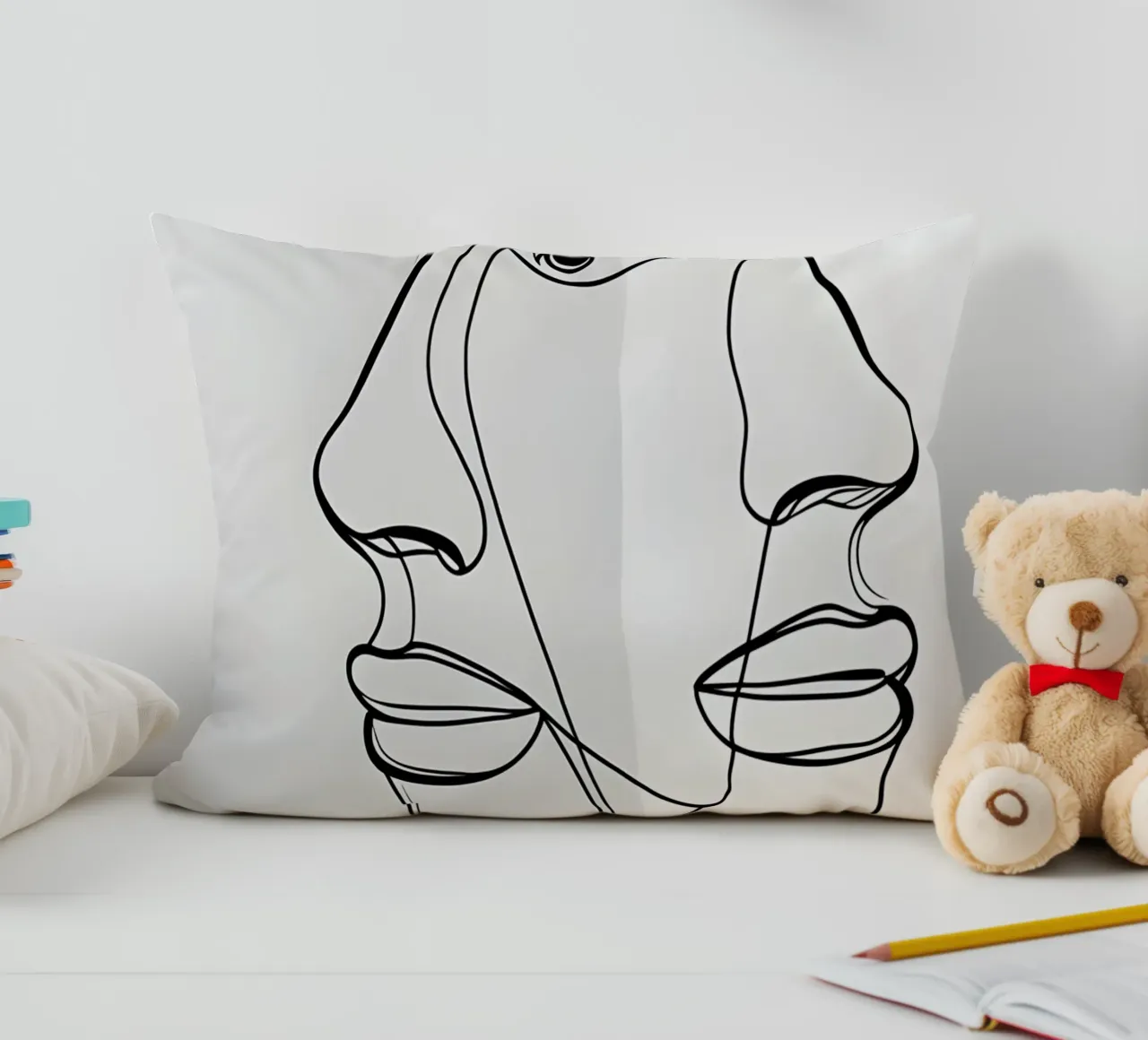 Line art a mezza faccia cuscino da LIFESTYLE OBJECTS