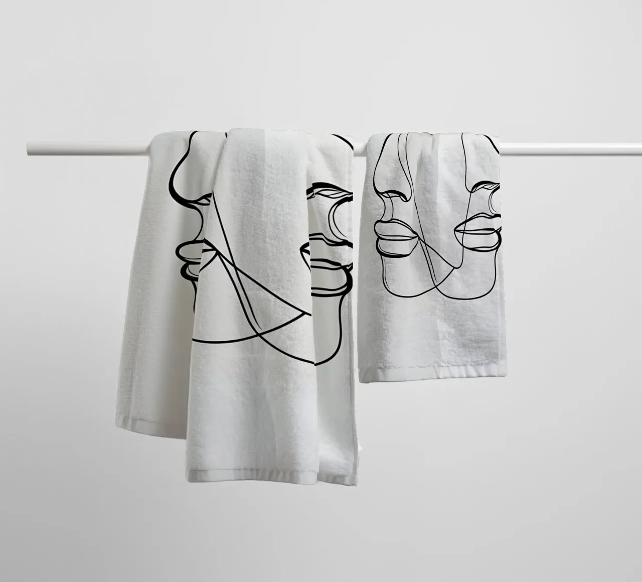 Line art a mezza faccia asciugamano da bagno da LIFESTYLE OBJECTS