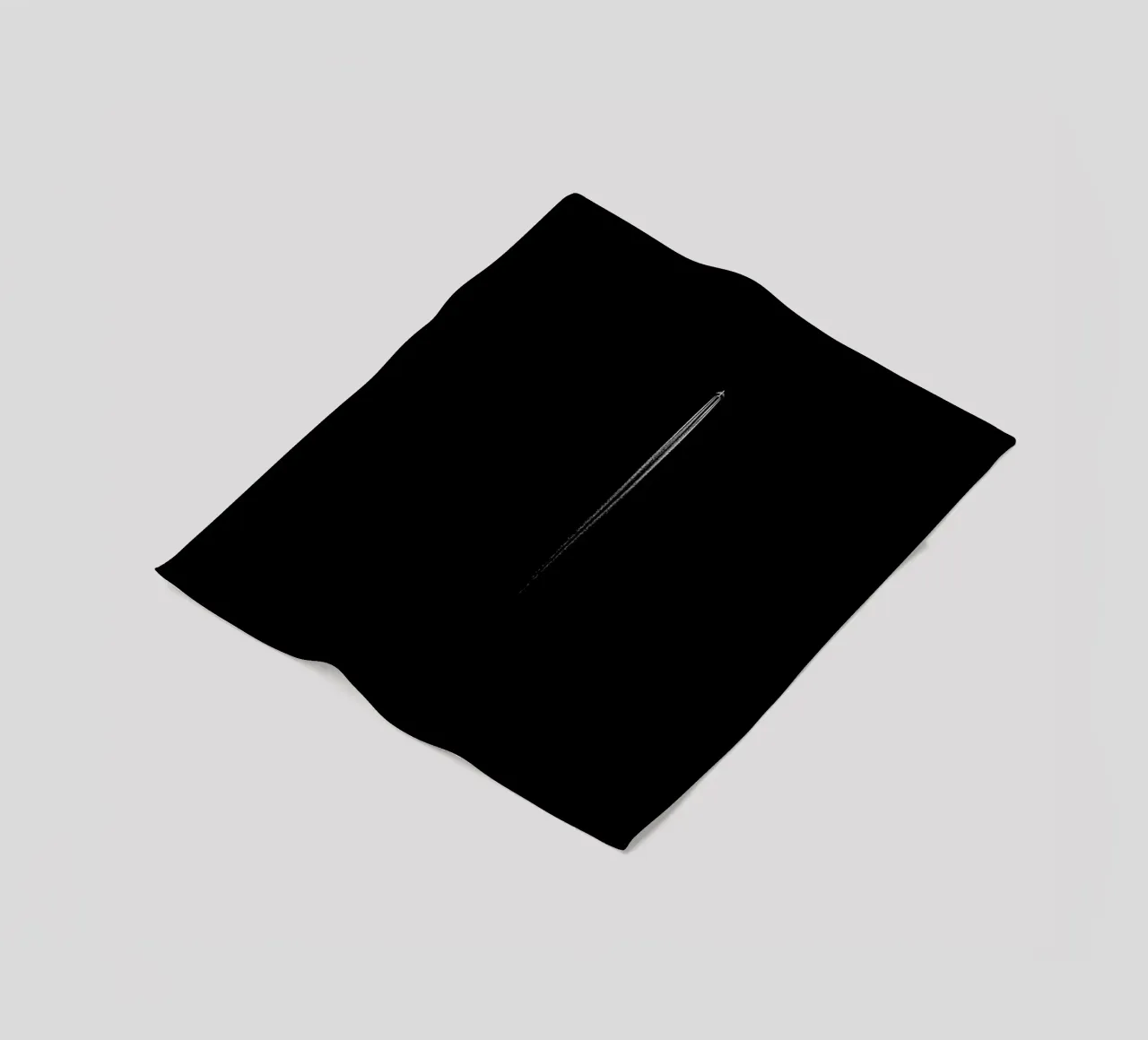Bianco e nero II coperta in pile da Tal Paz-Fridman