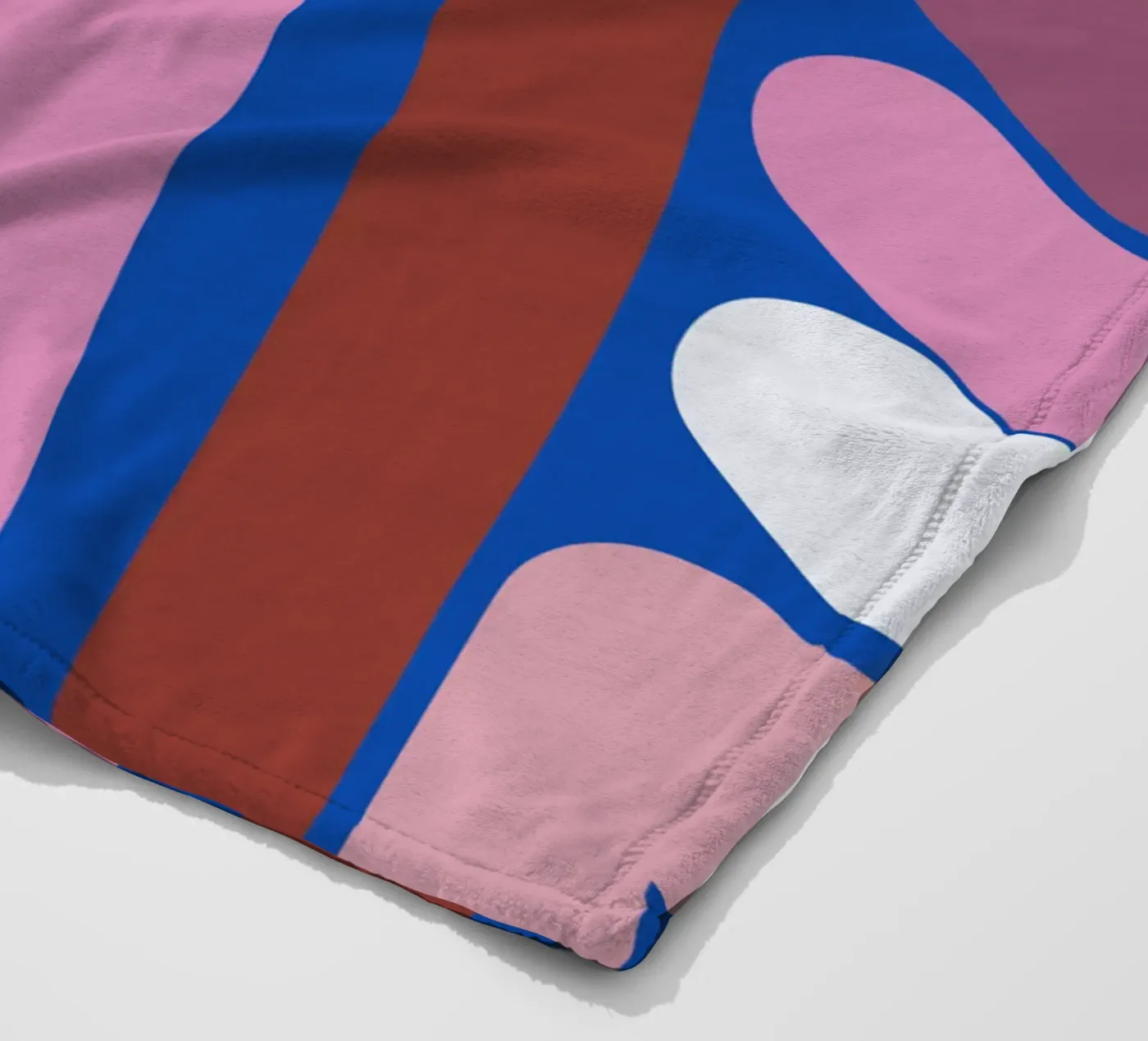 Riga rosa e blu coperta in pile da Little Dean