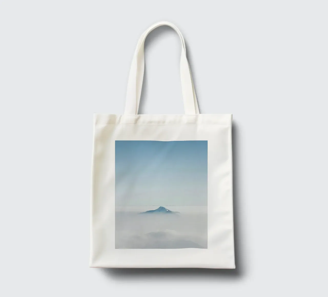 top mountain hide in cloud borsa in juta da Keyn