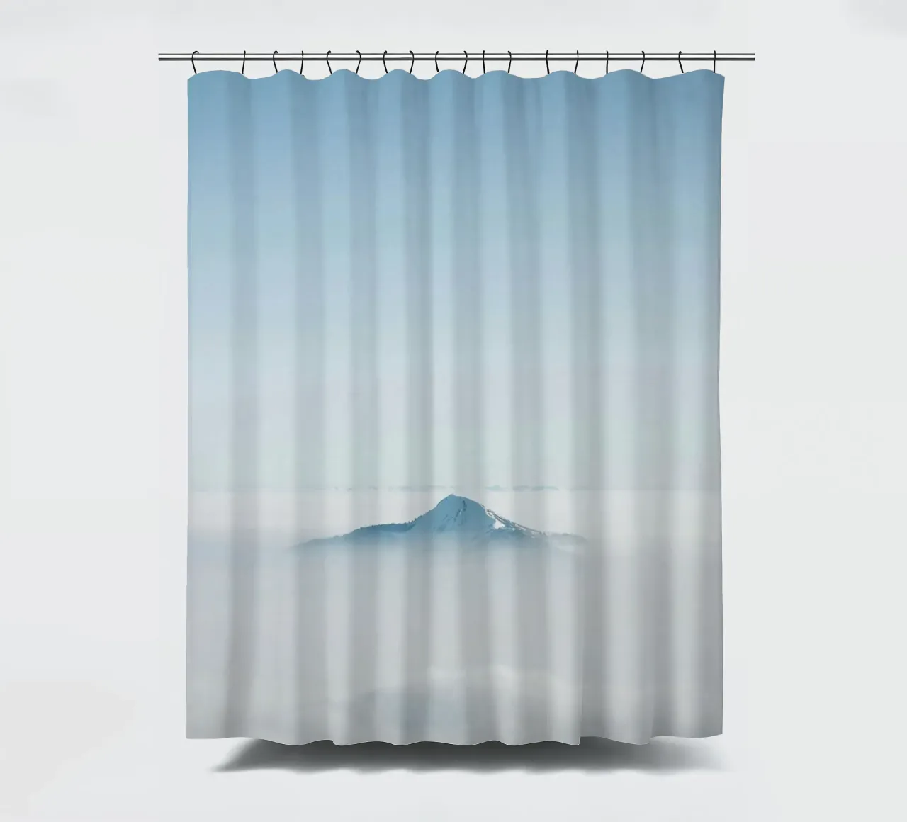 top mountain hide in cloud tenda da doccia da Keyn