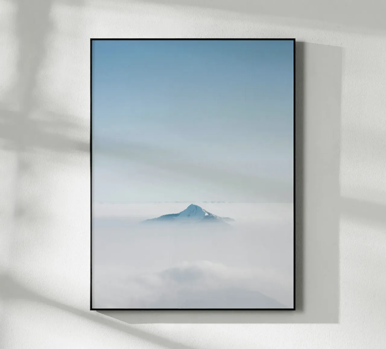 top mountain hide in cloud plexiglass da Keyn