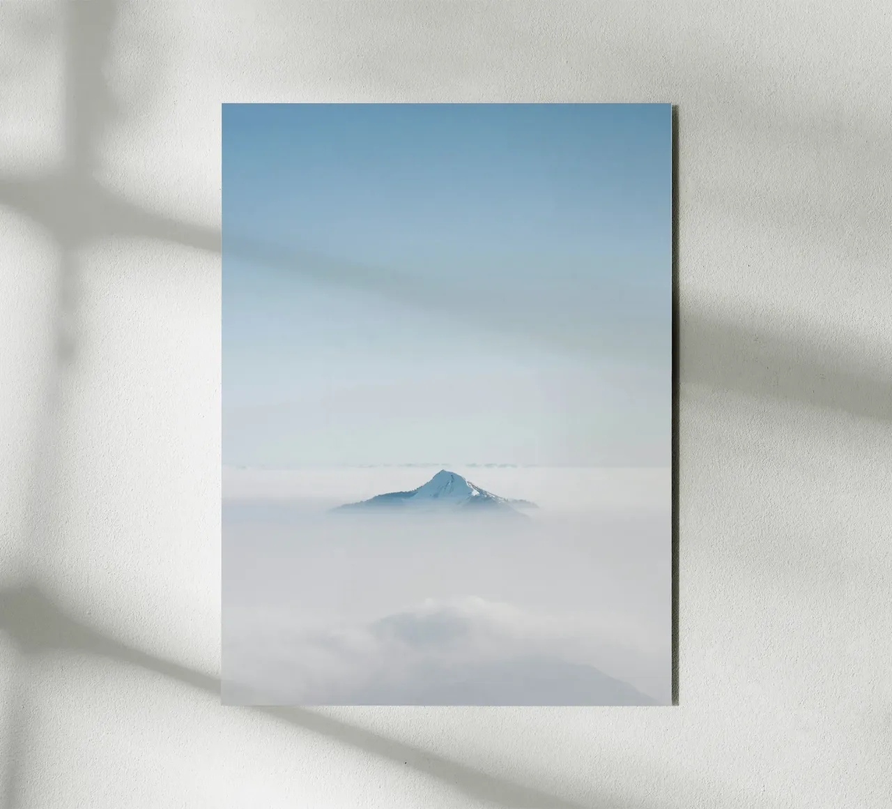 top mountain hide in cloud alluminio dibond da Keyn