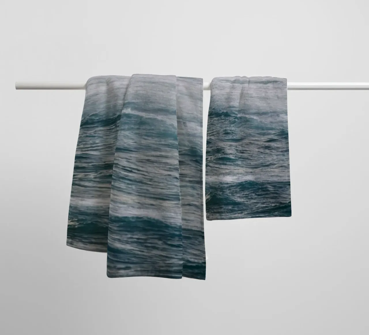 Surf invernale VI asciugamano da bagno da Tal Paz-Fridman