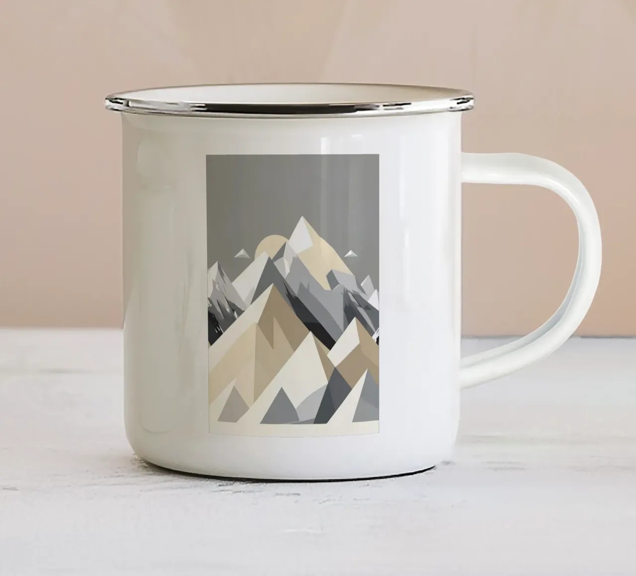 Montagne geometriche astratte tazza in smalto da LIFESTYLE OBJECTS
