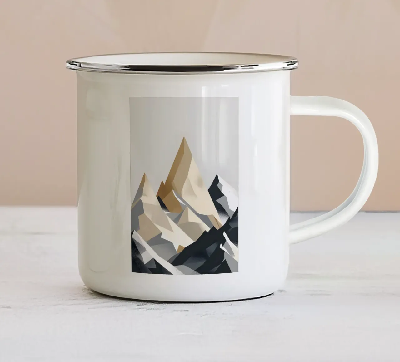Montagne geometriche astratte tazza in smalto da LIFESTYLE OBJECTS