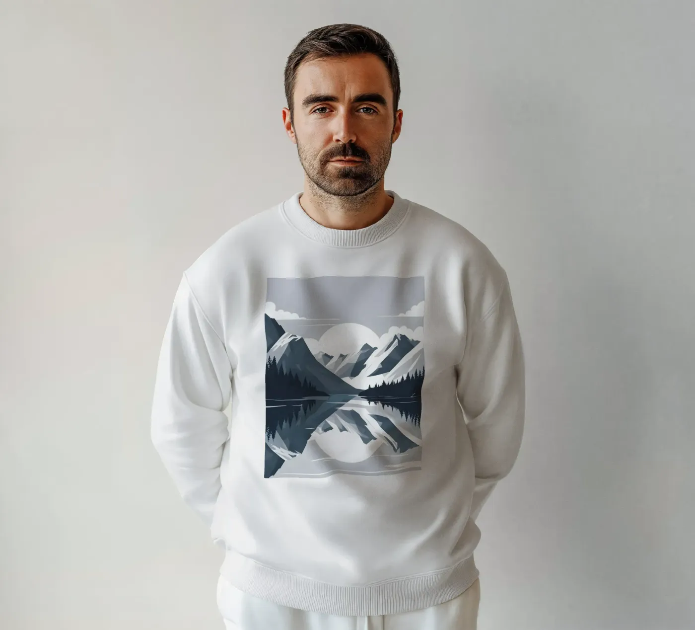Riflessione sulle montagne felpa da LIFESTYLE OBJECTS