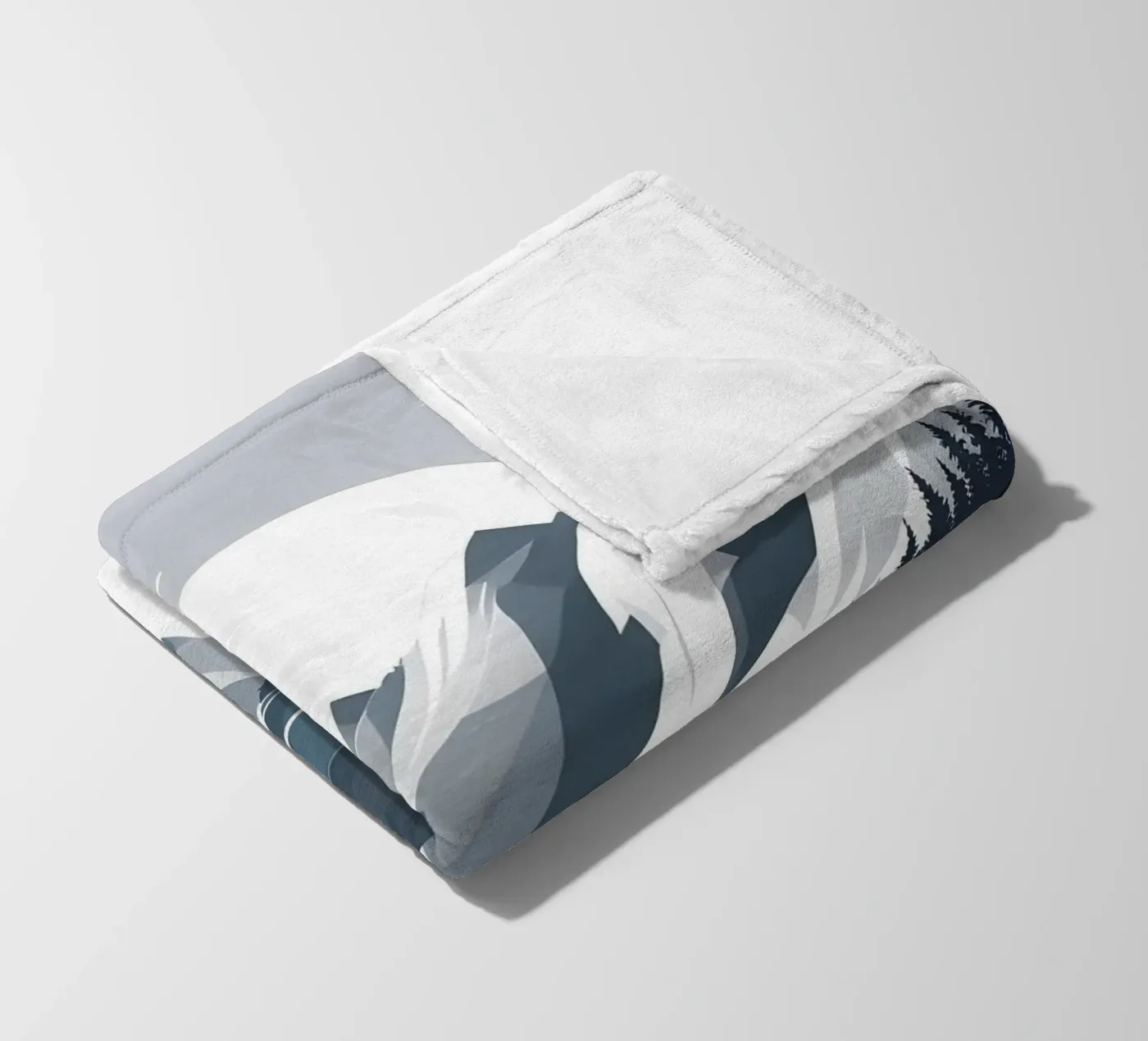 Mountain reflection Fleecedecke von LIFESTYLE OBJECTS