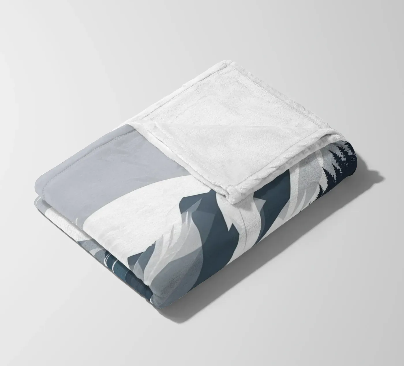 Mountain reflection Fleecedecke von LIFESTYLE OBJECTS