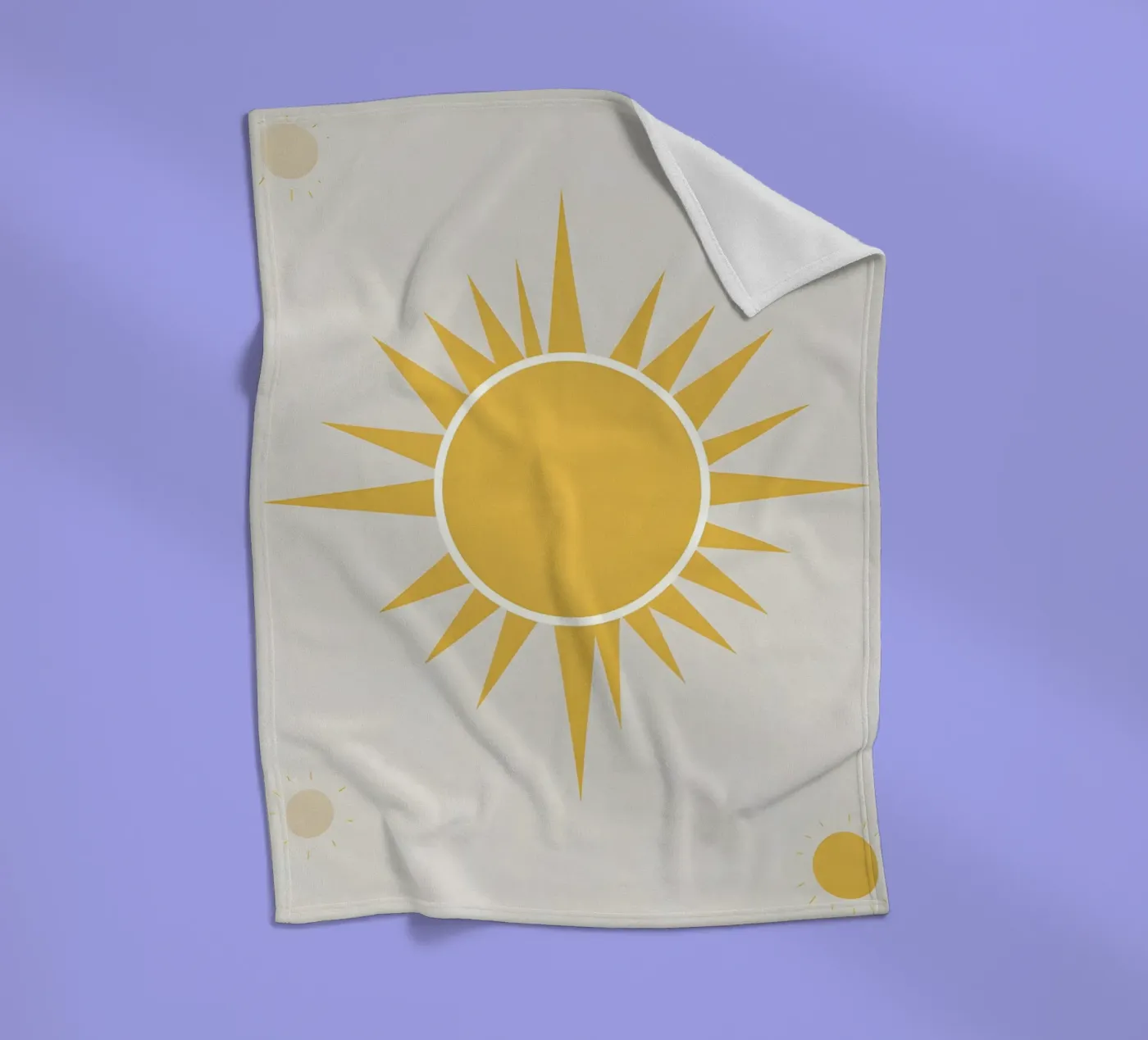 Sonne mit einfachen Strahlen Fleecedecke von LIFESTYLE OBJECTS