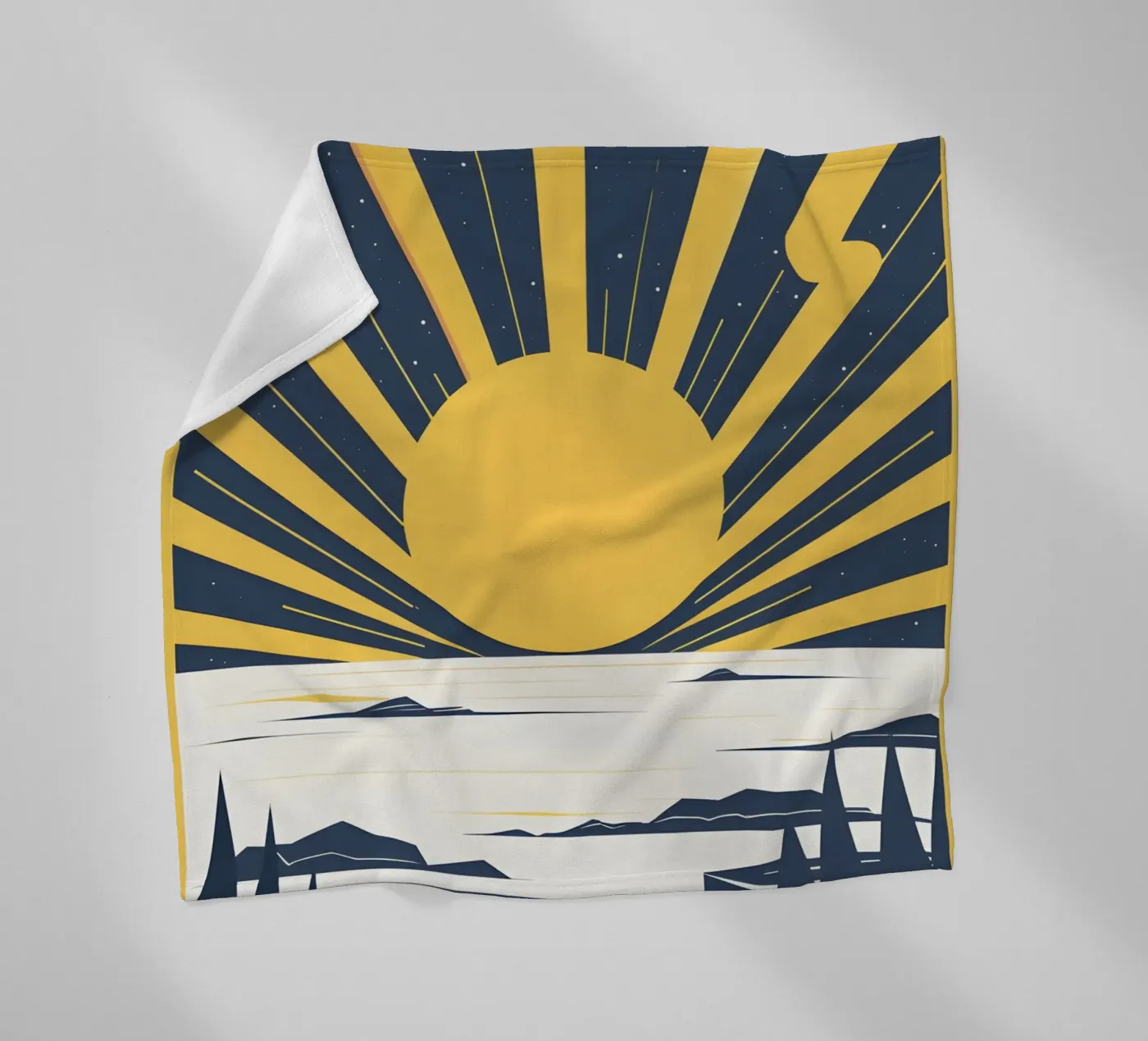 Sun with simple rays coperta in pile da LIFESTYLE OBJECTS