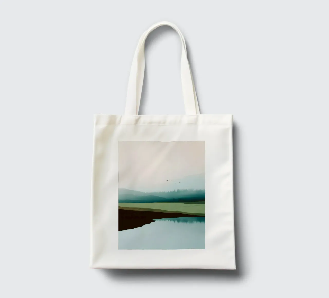 Soft Sky Over Misty Hills Reflected in a Calm Quiet Lake borsa in juta da Dune