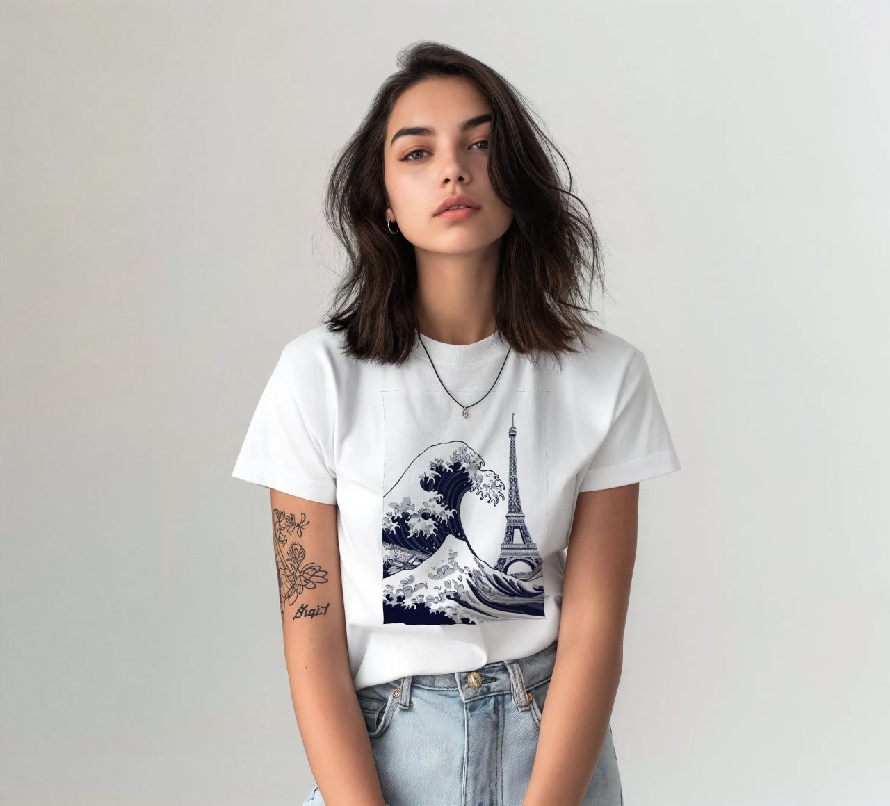 Great Wave & Eiffel Tower t-shirt da edsonramosart