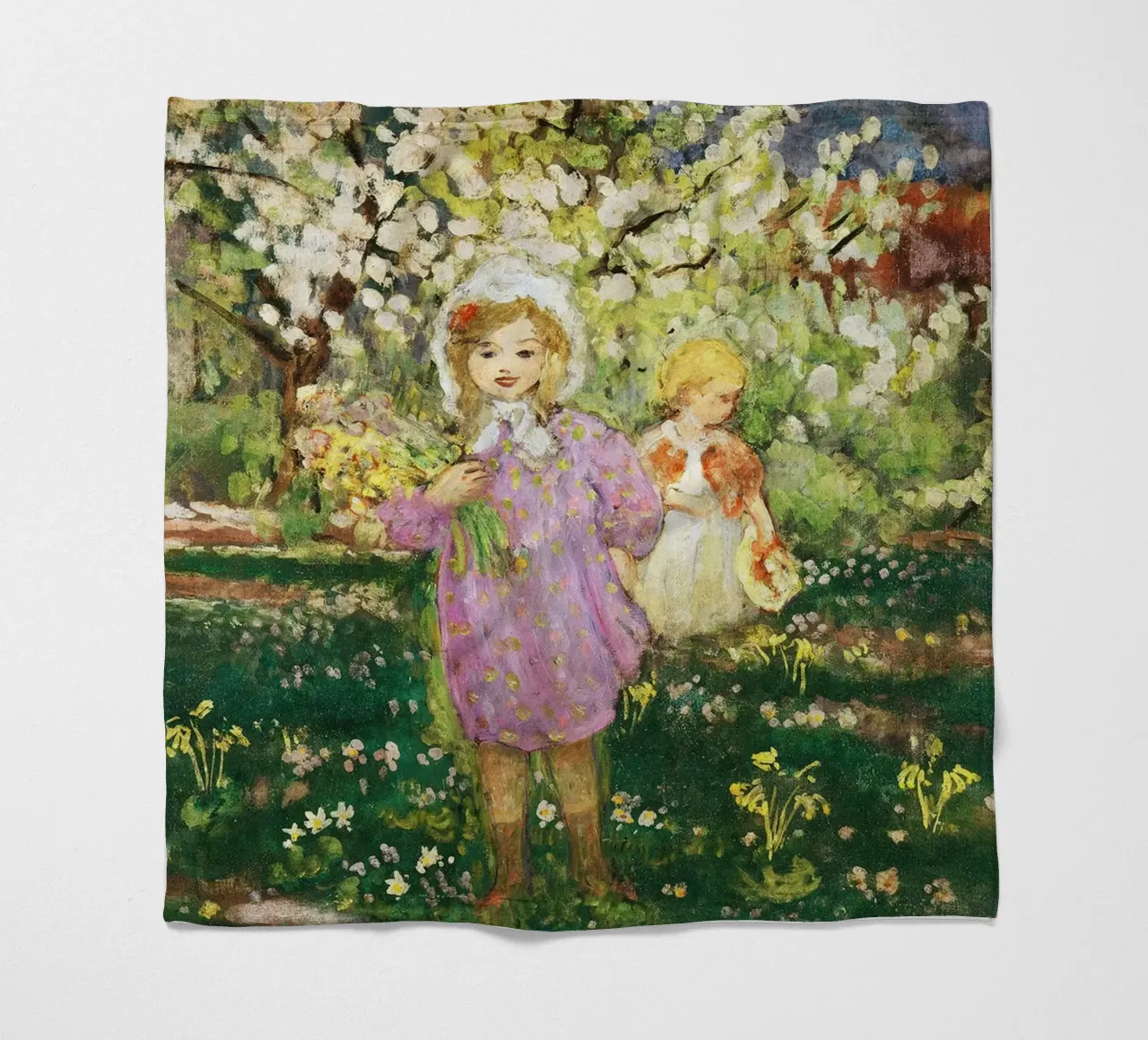 Bambini in un frutteto in fiore coperta in pile da Joan