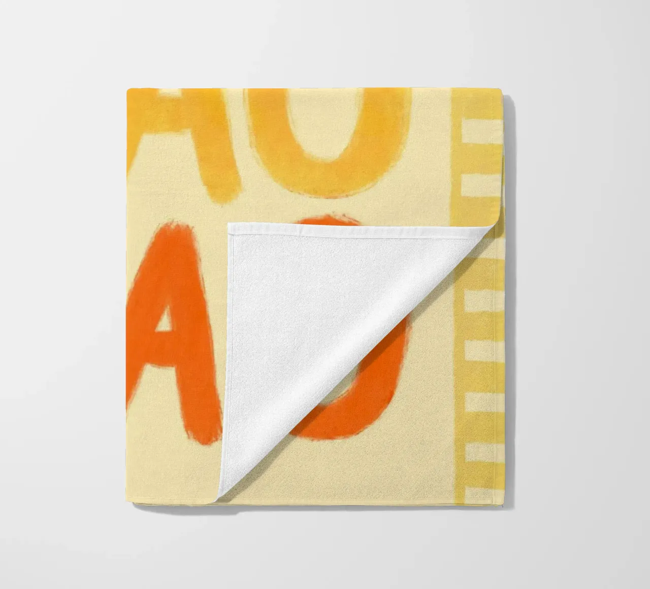 Ciao Ciao III beach towel by Studio Dolci