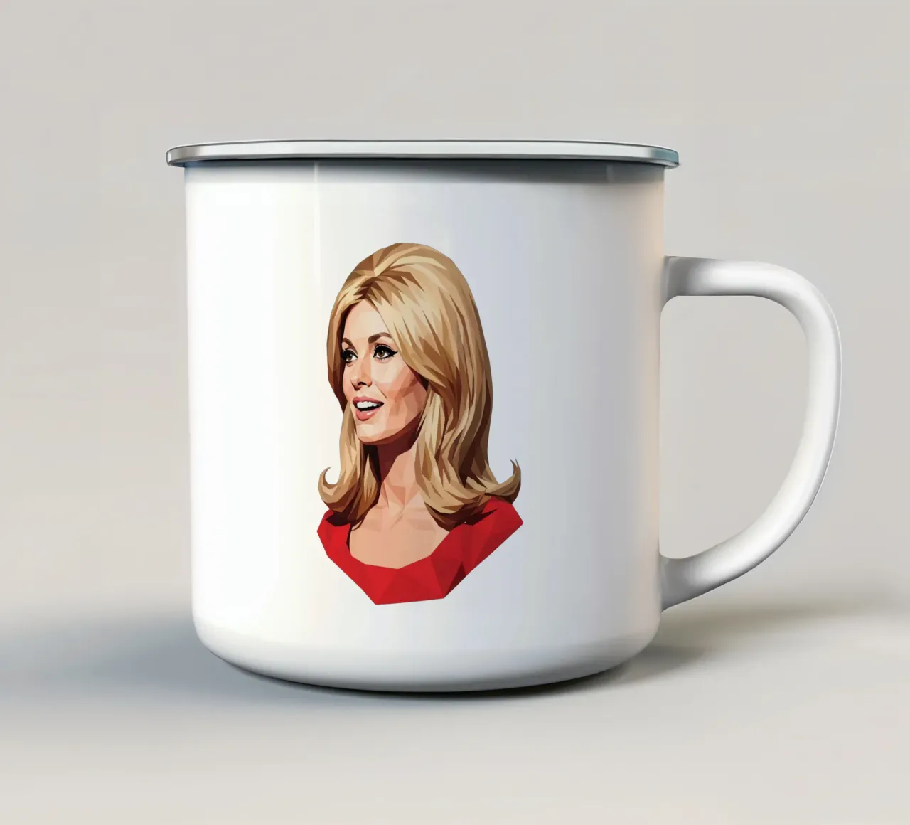Sharon Tate Lowpoly tazza in smalto da Low Profile