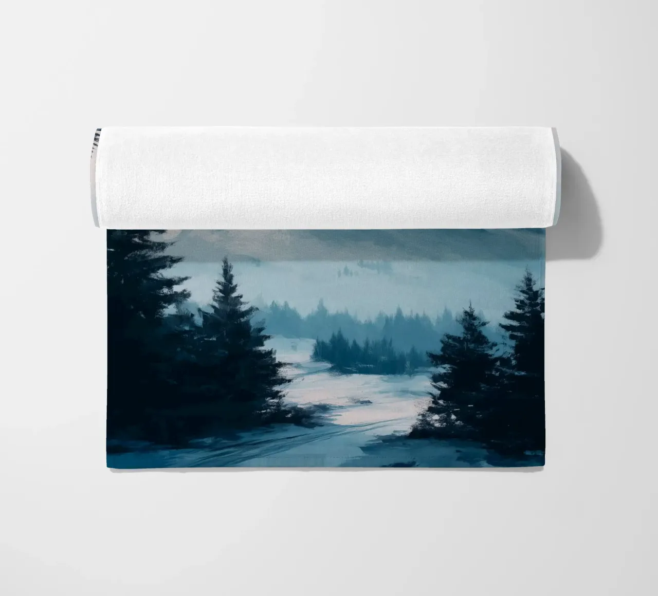 Snowy Mountain Landscape with Crescent Moon and Pine Trees telo mare da Dune
